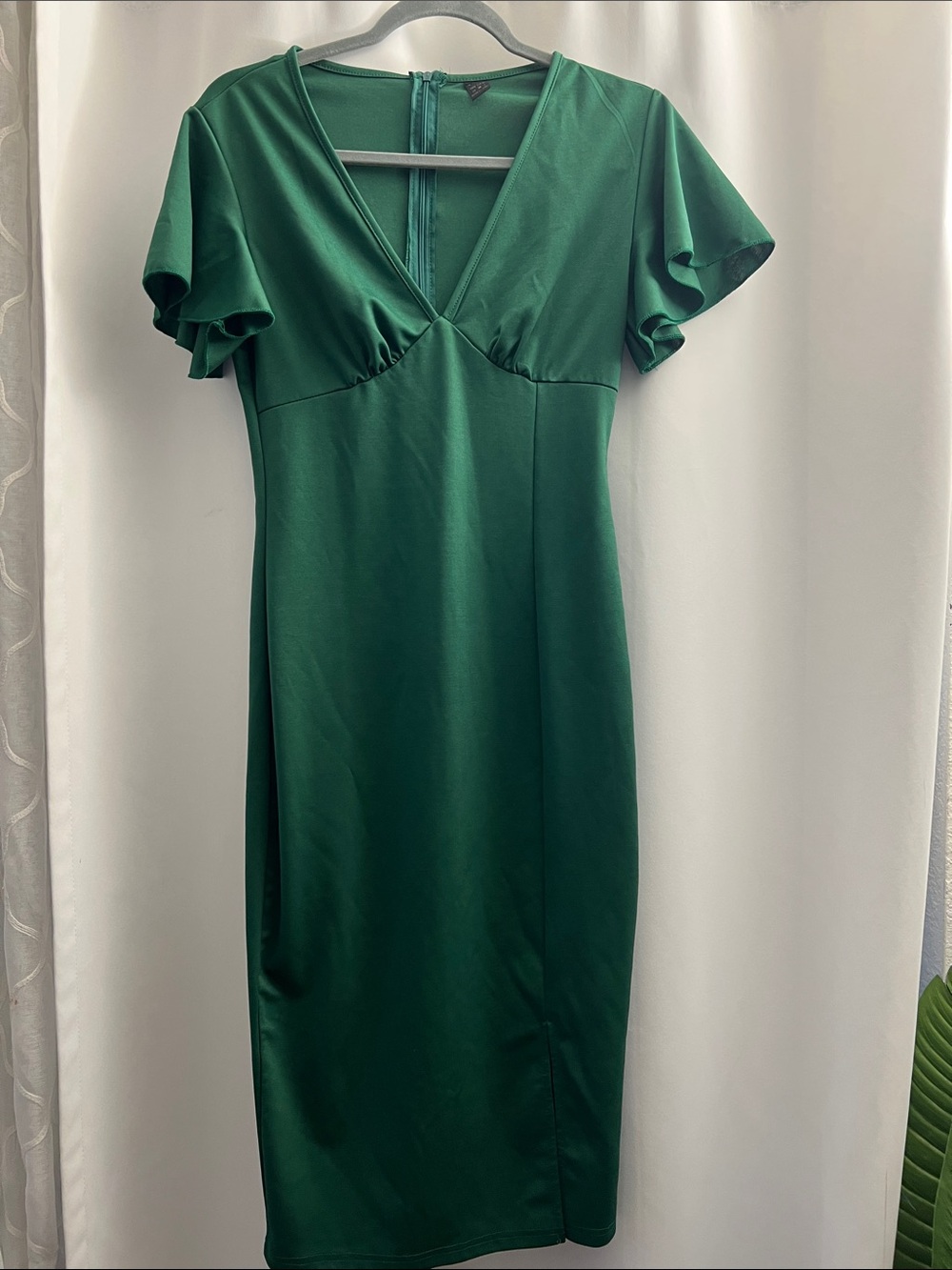 SHEIN Emerald Green V-Neck Midi Dress with Flutter Sleeves